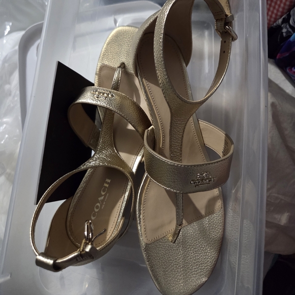 New NEVER worn Coach Metallic Gold Women's Sandals 6.5 - Picture 1 of 4